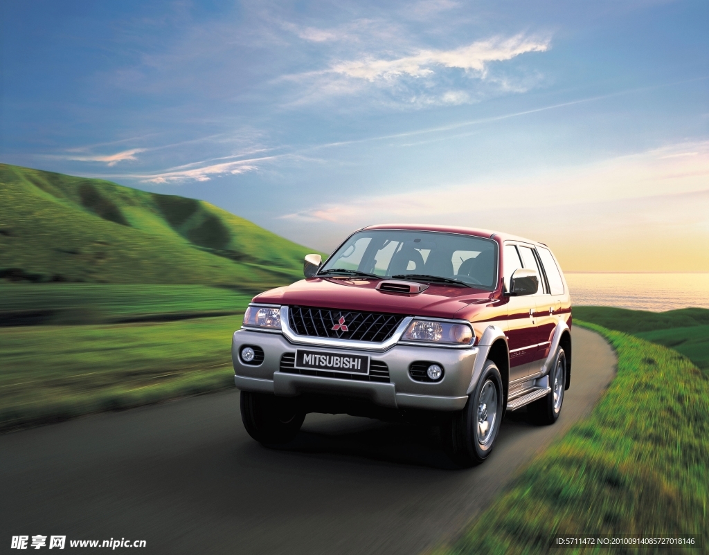 三菱PAJERO SPORT