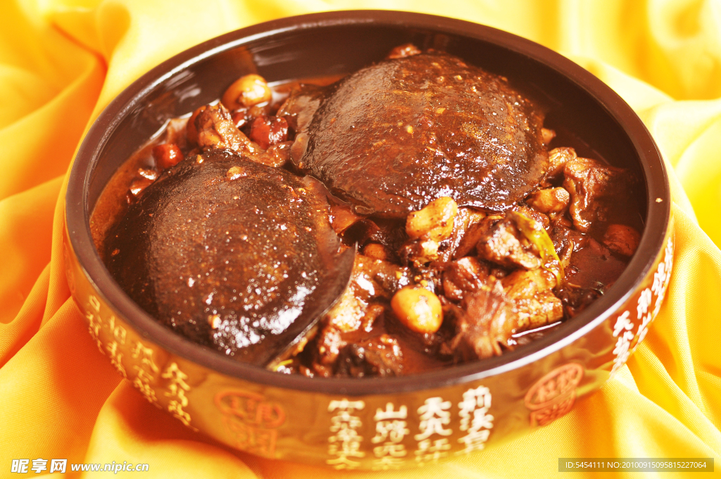 甲鱼焖鸡