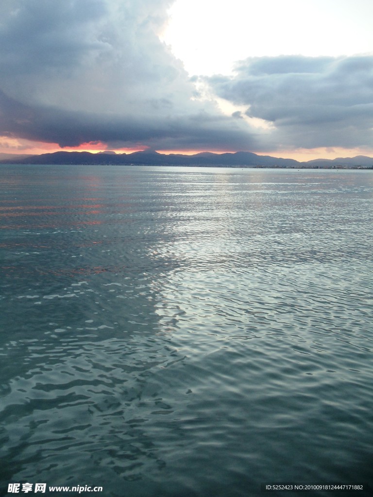 湖泊景色