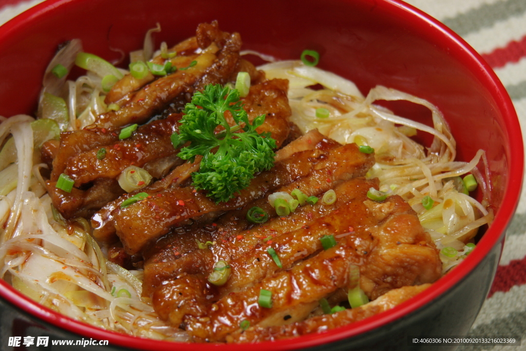 葱香鸡肉饭