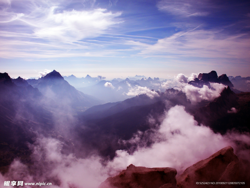 群山美景