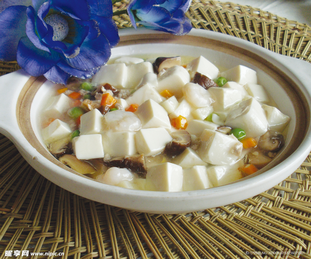 天津传统名菜「八珍豆腐」&「老爆三」，贼好吃，成本也贼高！_哔哩哔哩_bilibili
