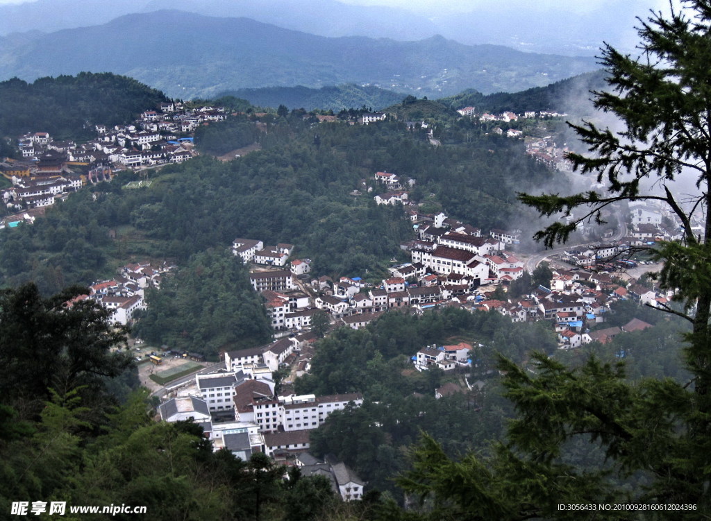 山环小城