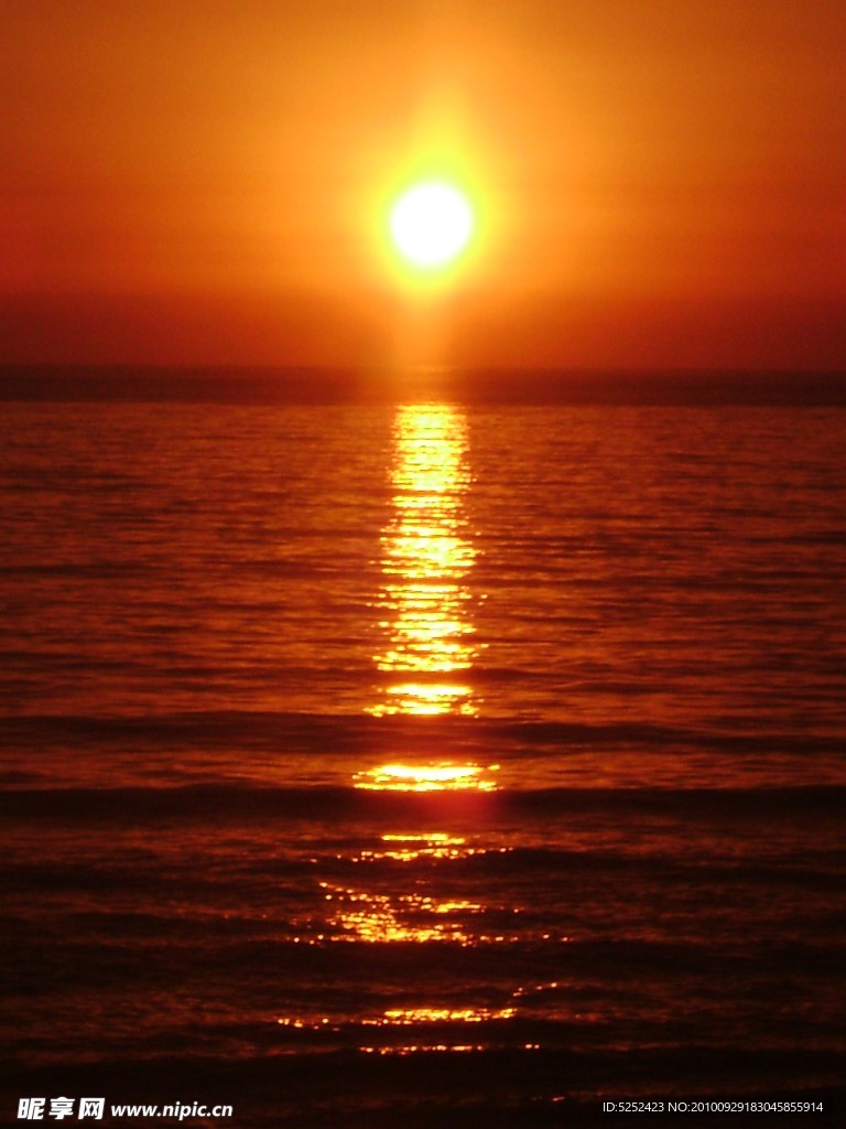 夕阳海景