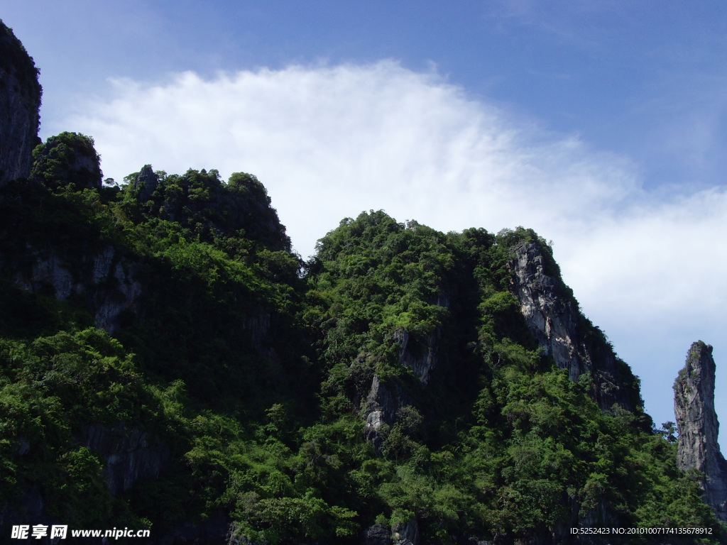 山峰景色