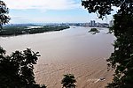 四川乐山岷江远眺