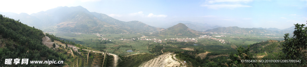 平和白楼全景