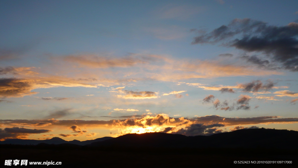 夕阳晚霞