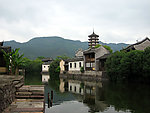 古塔眏影