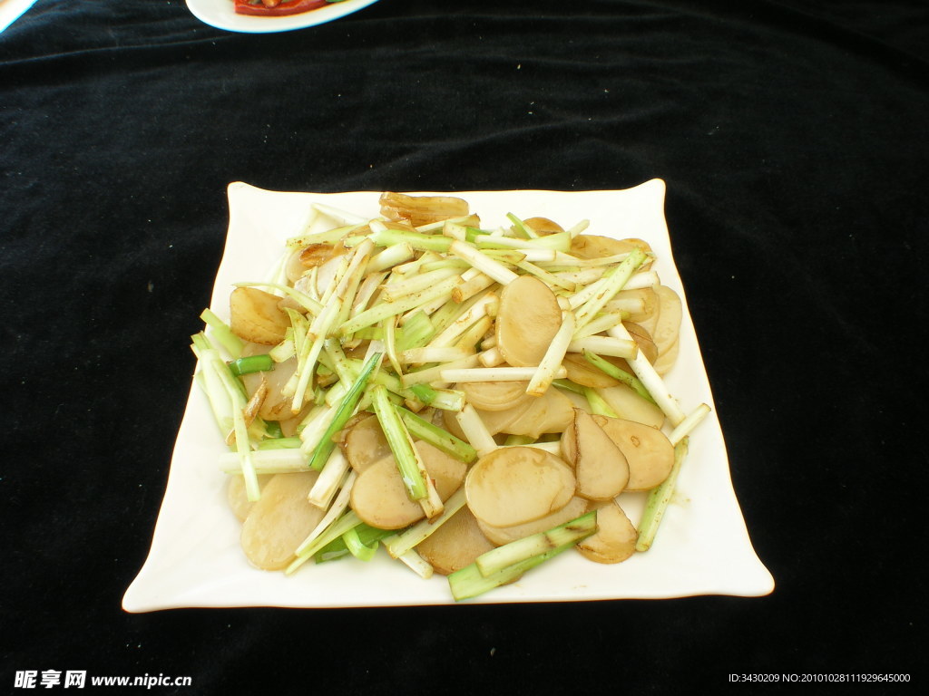 韭菜炒年糕
