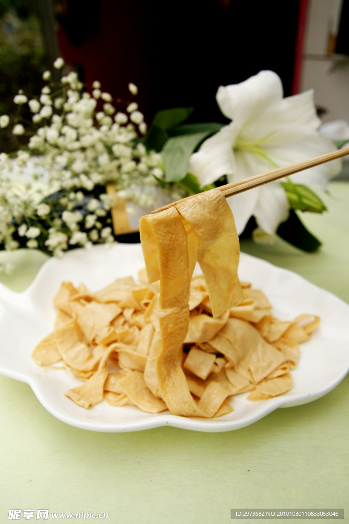 正宗卤味豆皮
