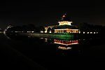 高清晰北京故宫八角楼护城河夜景