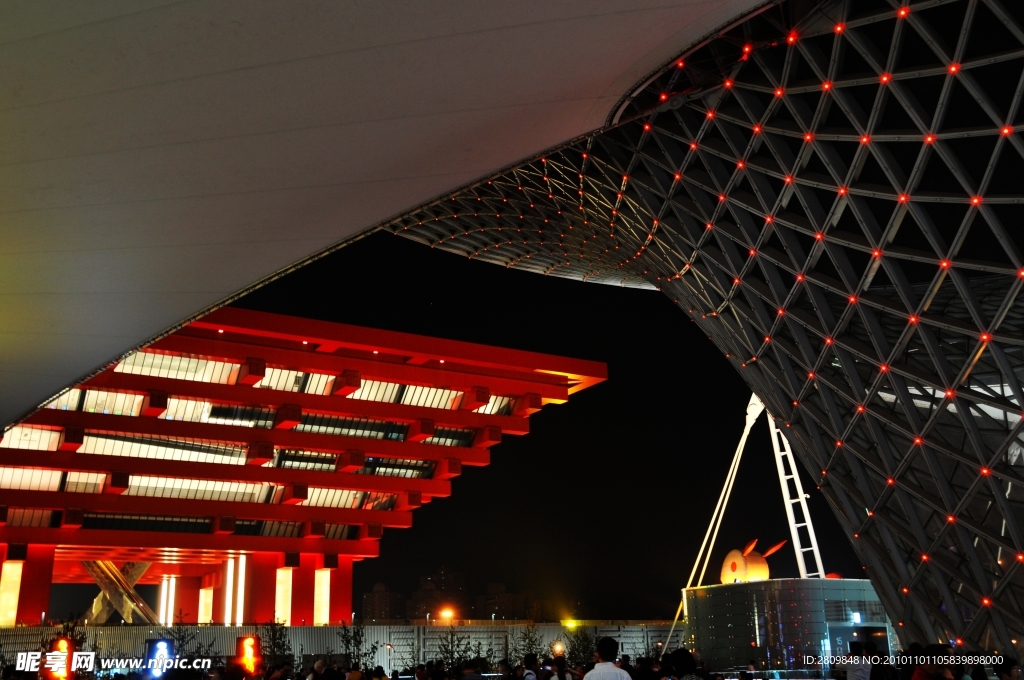 高清晰上海世博会建筑物夜景