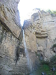 关山红石峡溪水