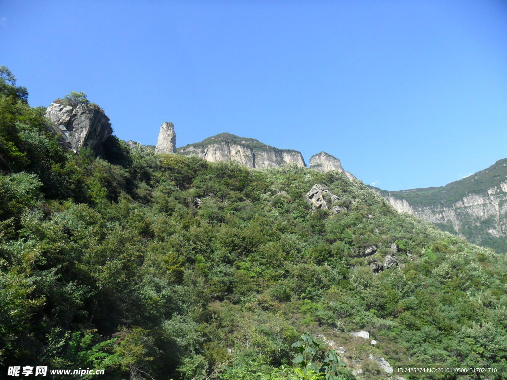 关山红石峡