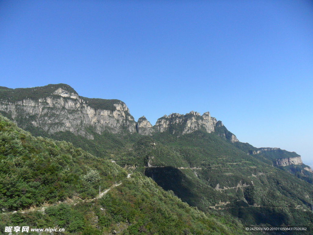 关山红石峡