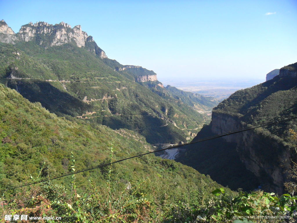 关山红石峡