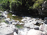 关山红石峡溪水