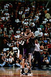 NBA球员克里斯·韦伯照片