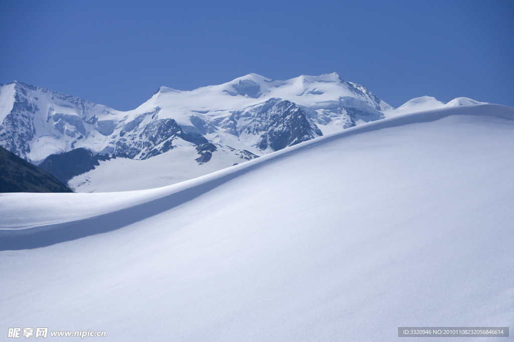 冬季雪景高清图片