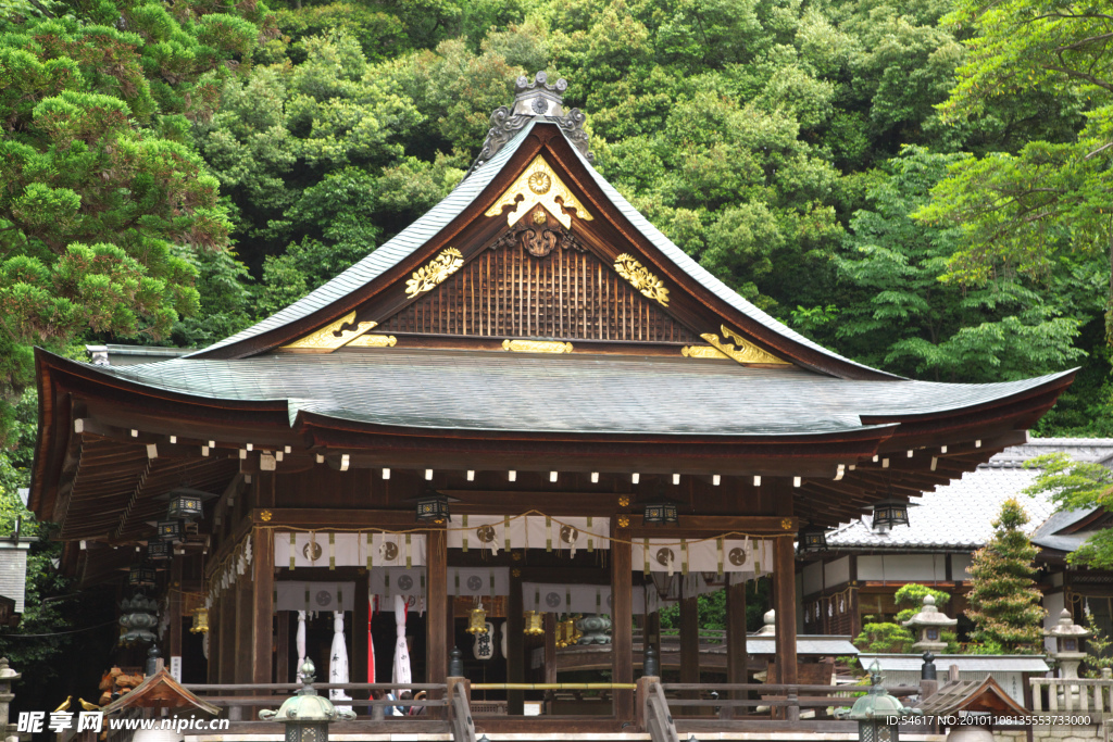 山中的寺院