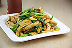 油豆腐炒韭菜