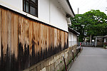 庭院墙外