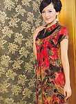 服装美女图片