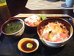 鳗鱼生饭