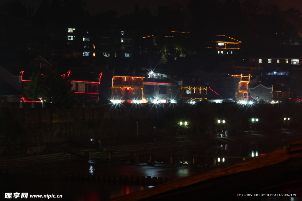 凤凰古城夜景