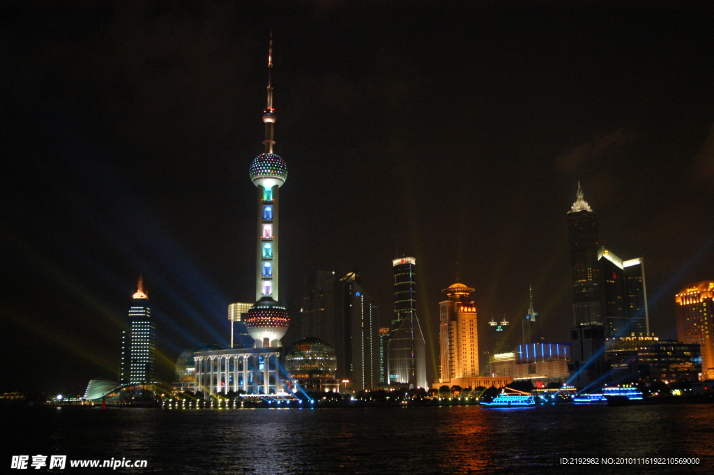 上海浦东东方明珠夜景