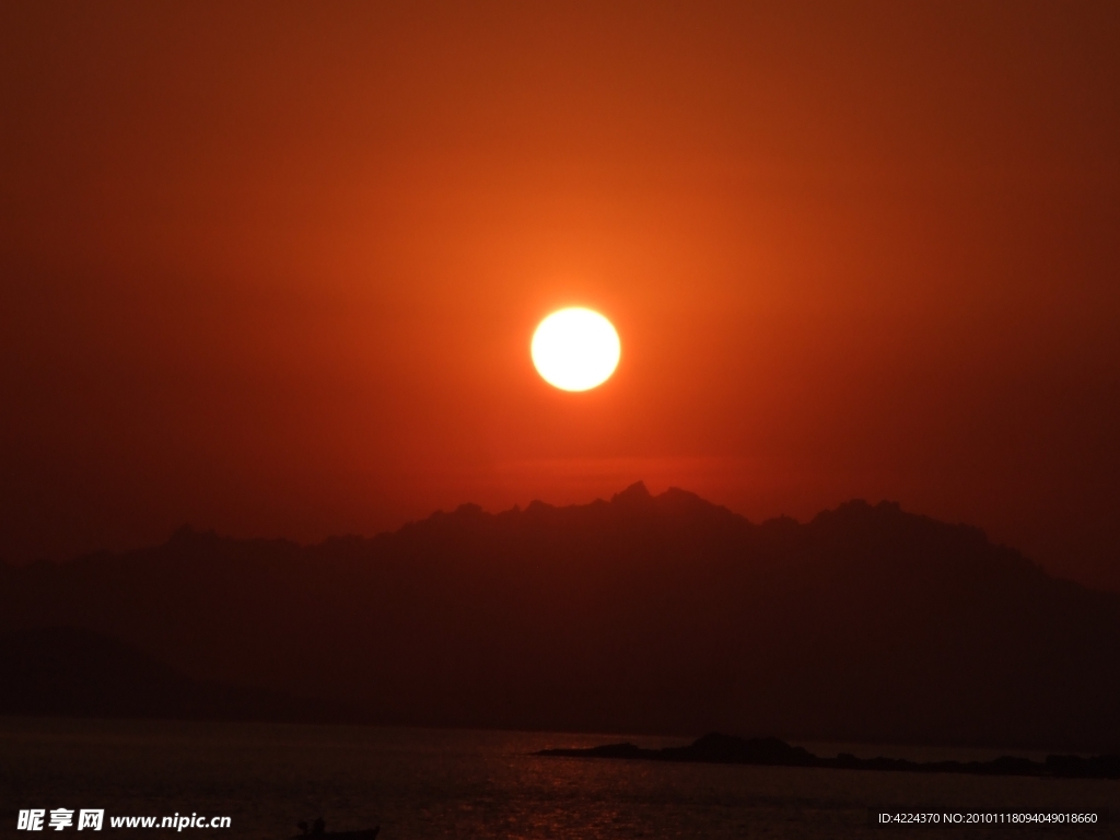 夕阳静静的