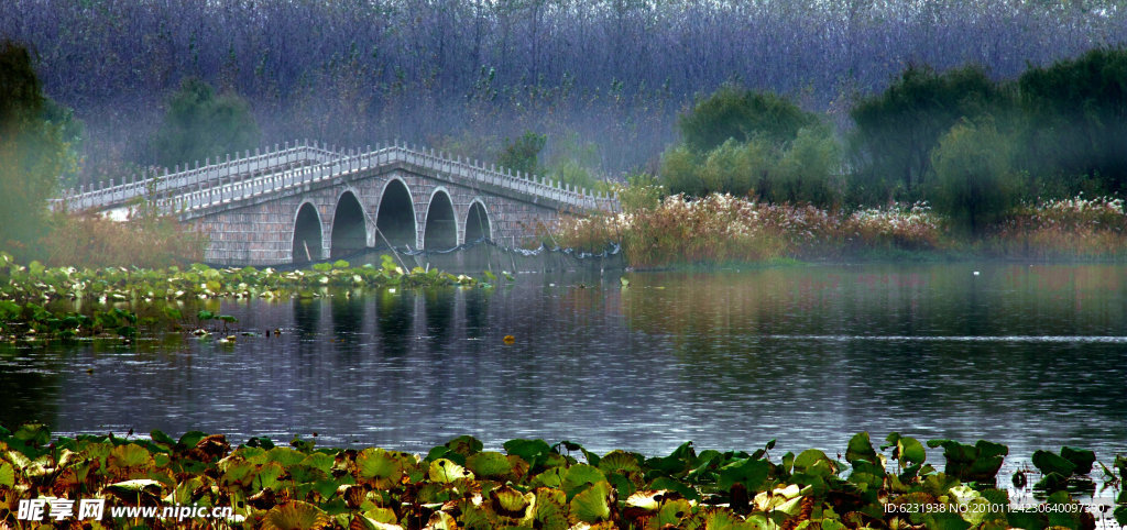 烟雨西湖