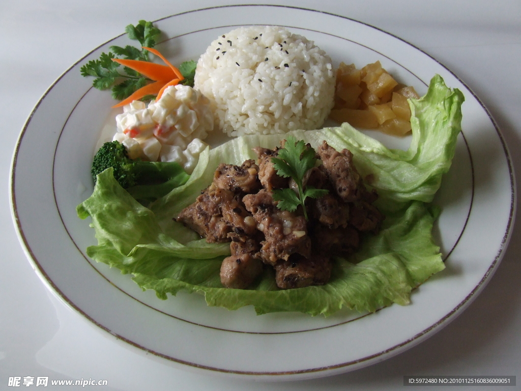 豆汁蒸排骨饭