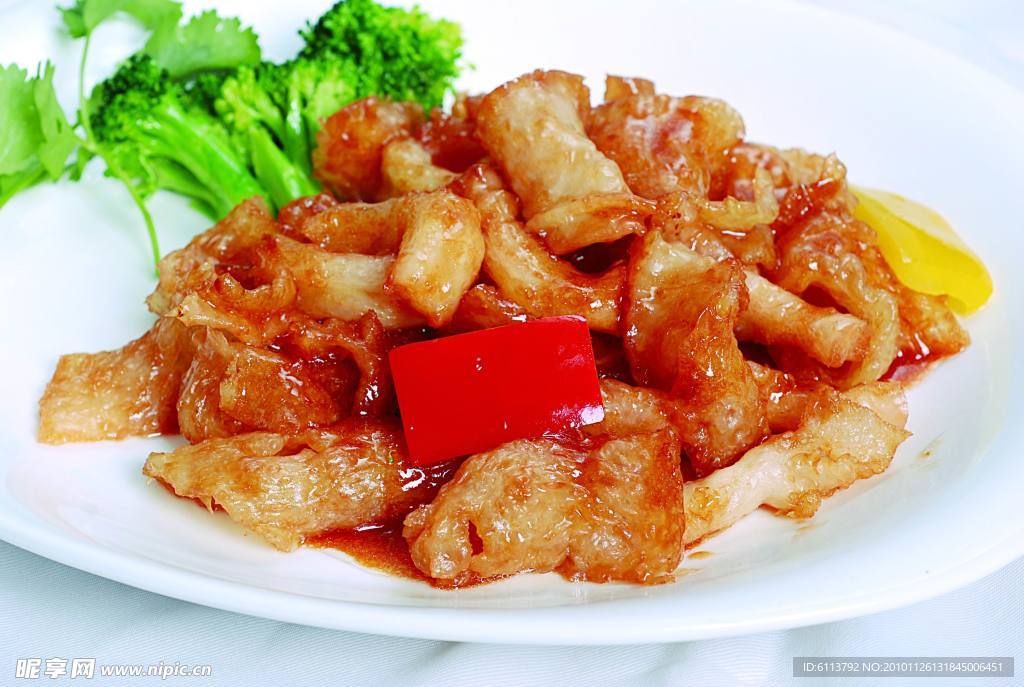 碧绿鲍汁蹄筋花肚
