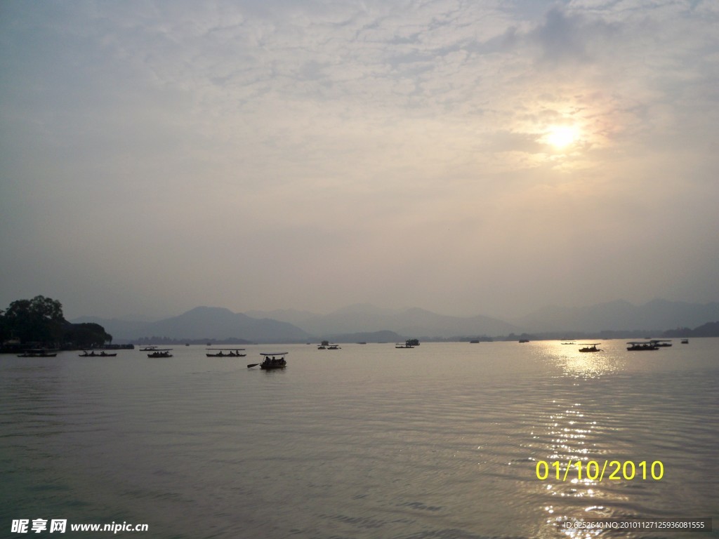 西湖日落