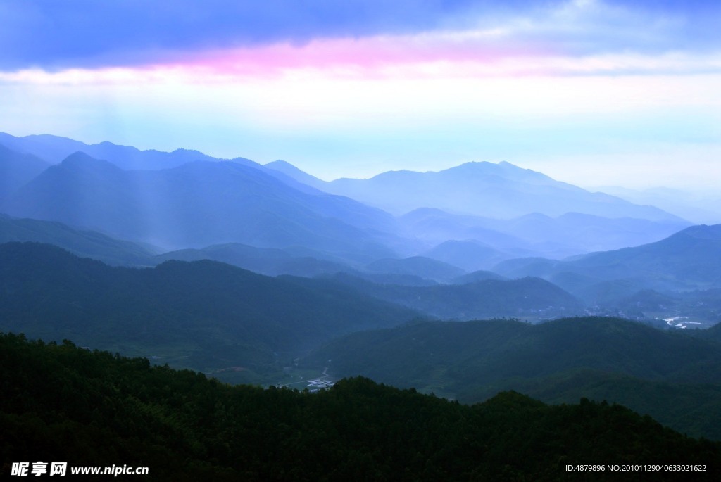 仙湖顶的早晨