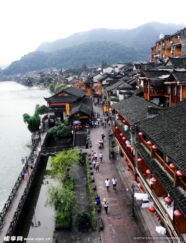 凤凰古城