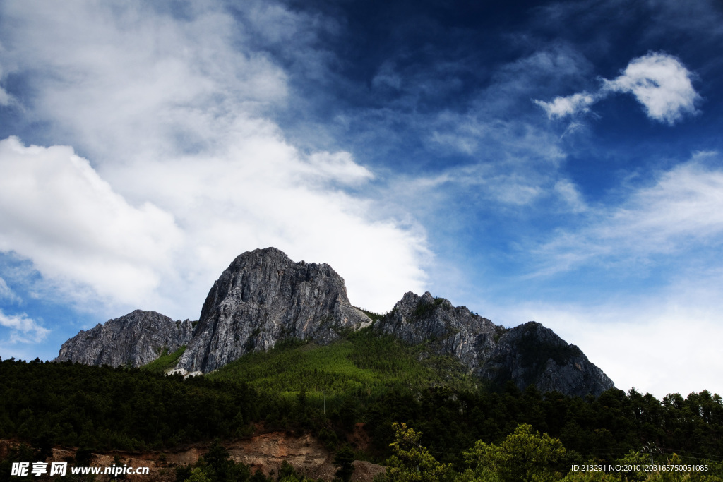 山峰