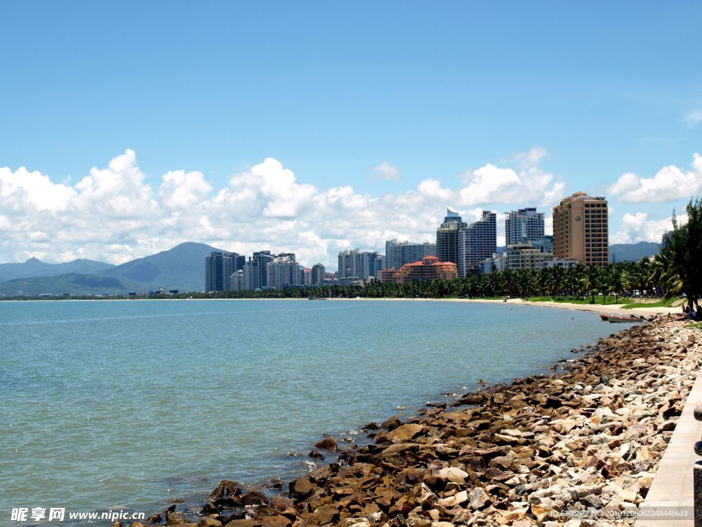 海南三亚湾风光