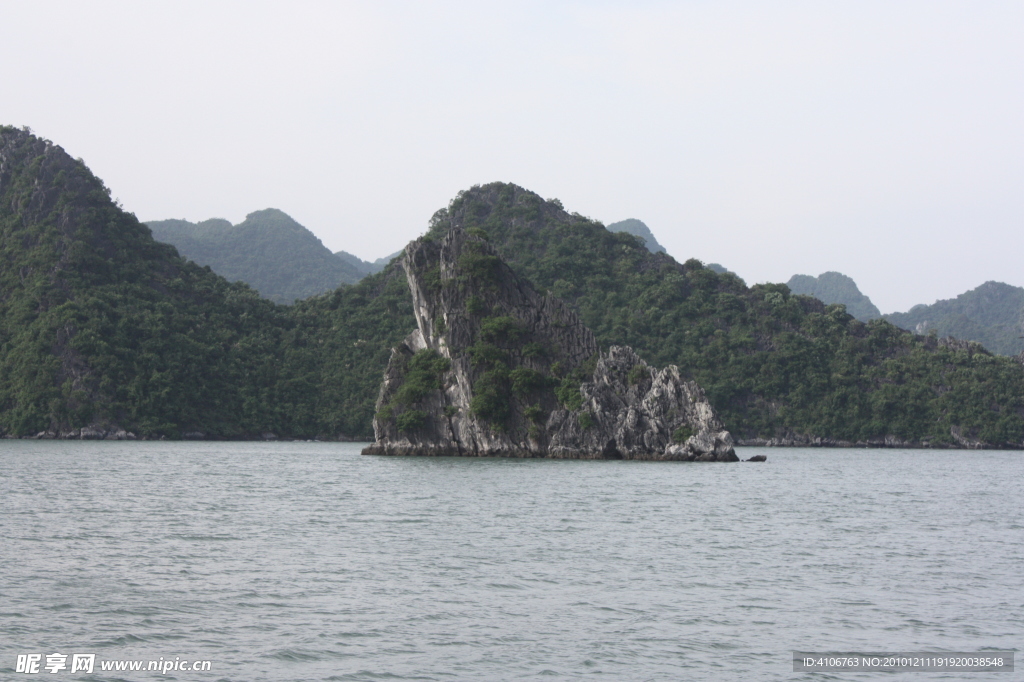 越南河内下龙湾青蛙石