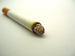 燃着的香烟