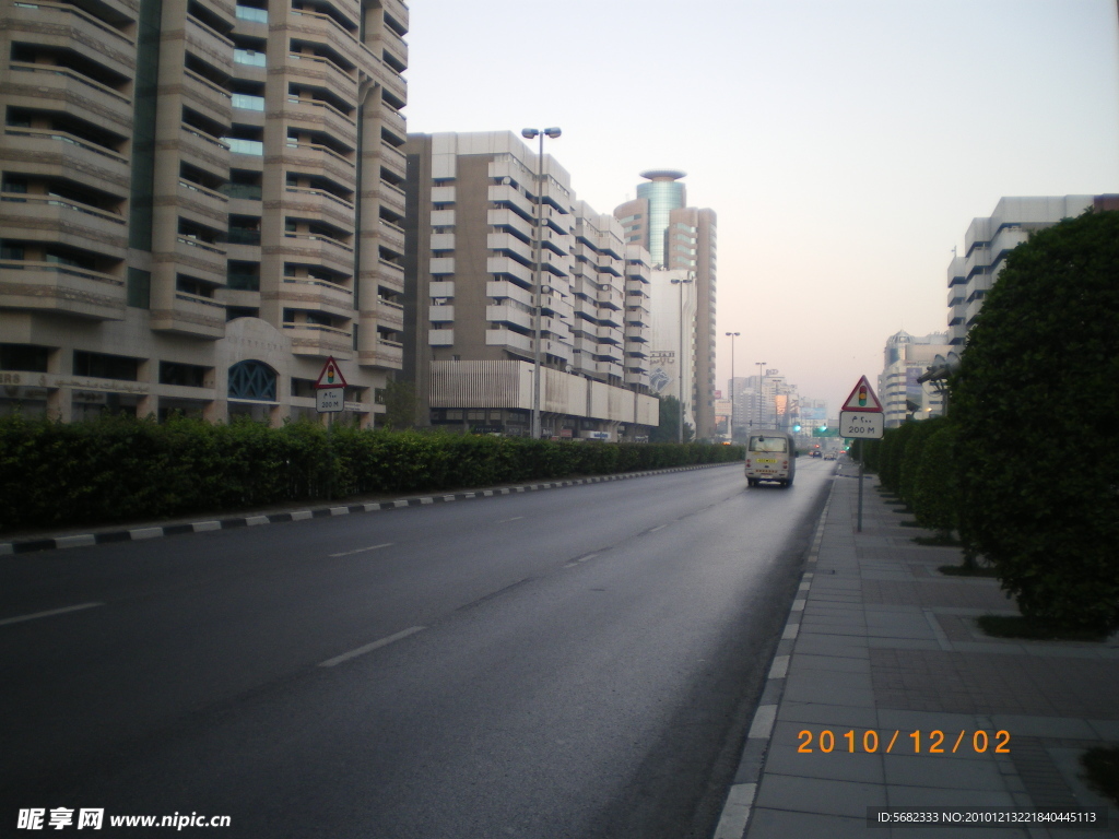 迪拜早晨的街道