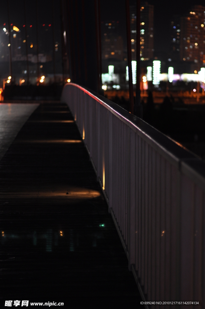 大连星海广场夜景桥