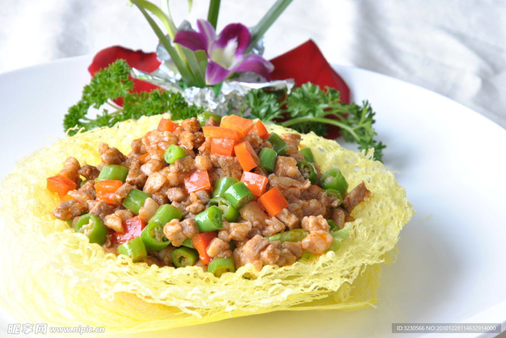 雀巢牛肉粒