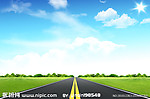草地天空公路