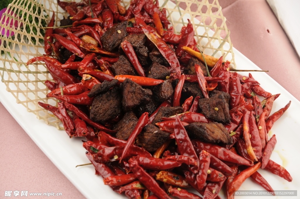 辣子黑牛肉