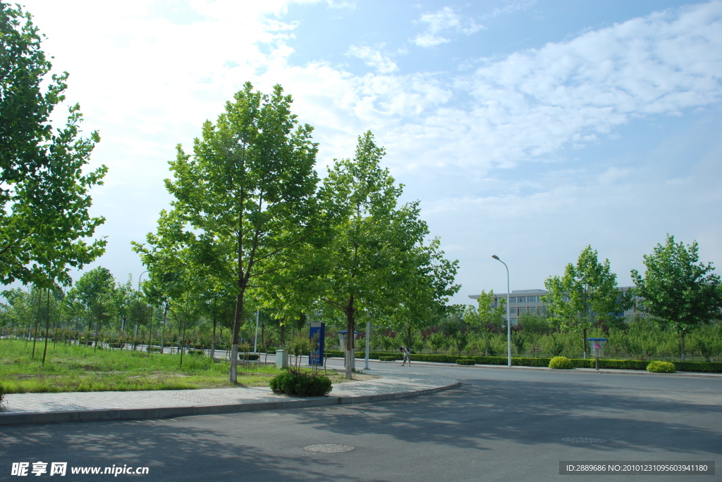 河南工业大学校园景色