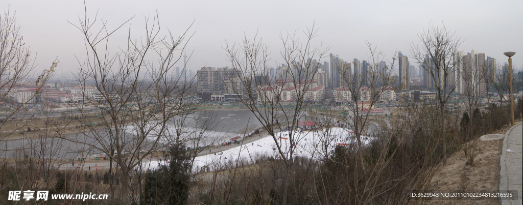 翠屏园滑雪溜冰场