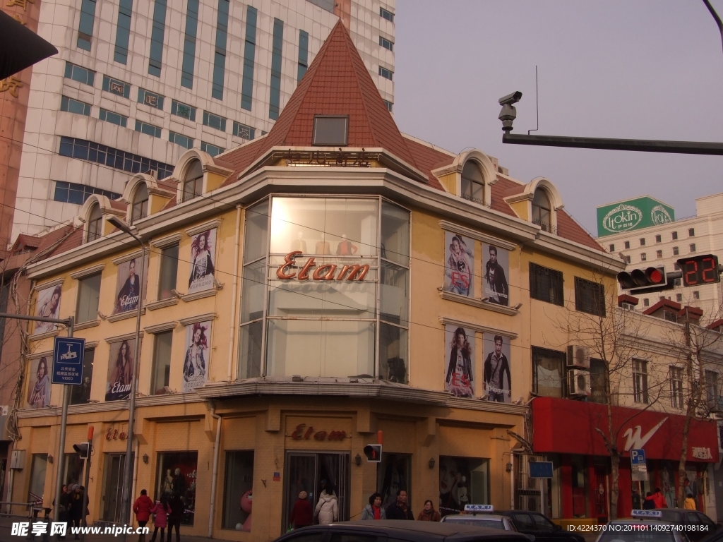 妇儿商店楼